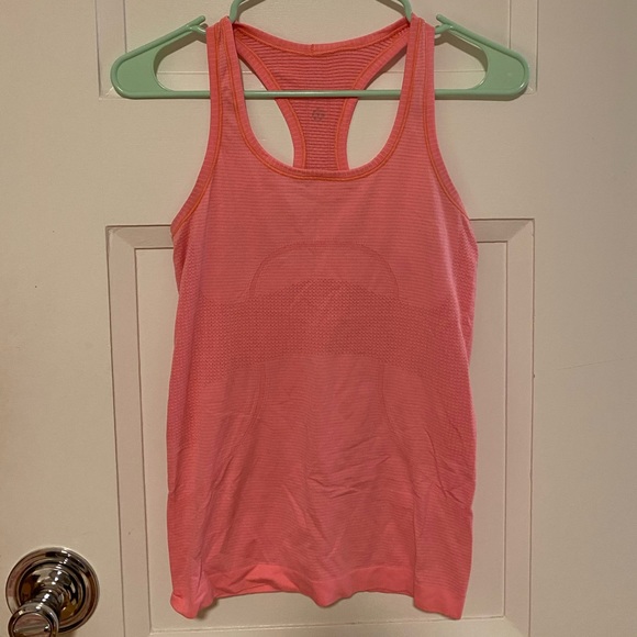 2 older lulu swiftly tech tank tops - Picture 3 of 9